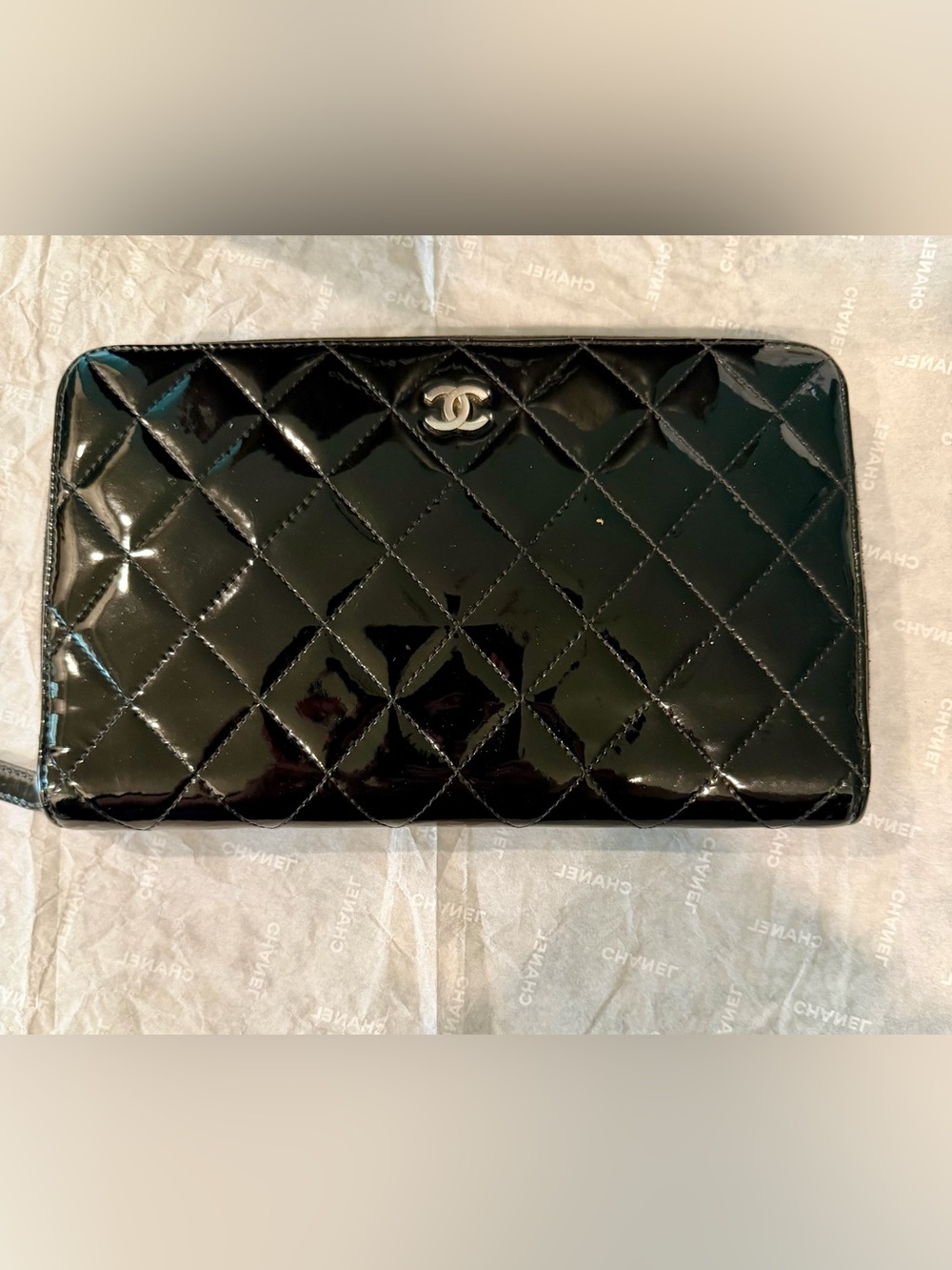 CHANEL Black Quilted Patent Zip-Around Organizer Wallet - Picture 4 of 11